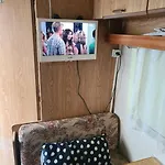 Caravane Residentielle * Мериньяк
